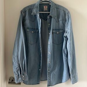 Levi’s classic western standard